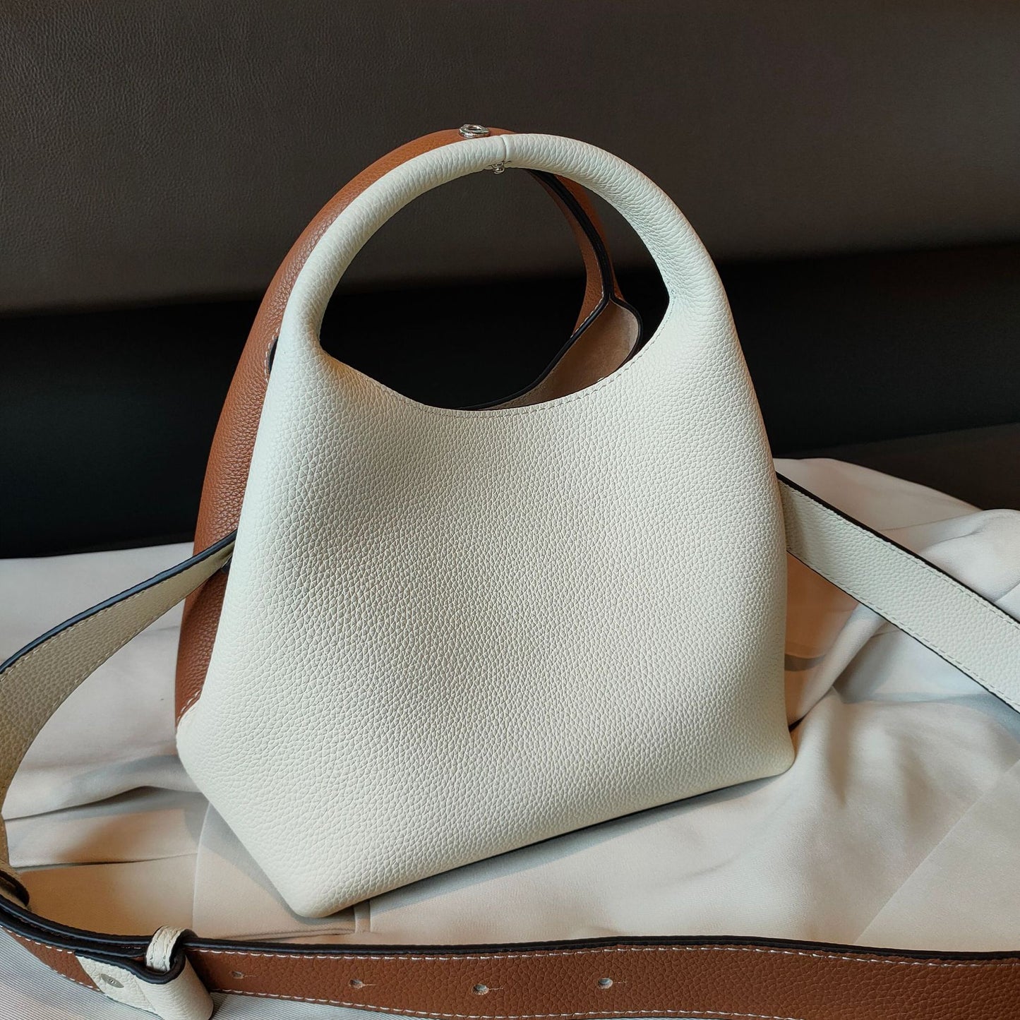 Horizon Travel Bag